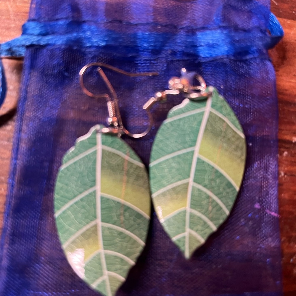 Green Leaf Earrings